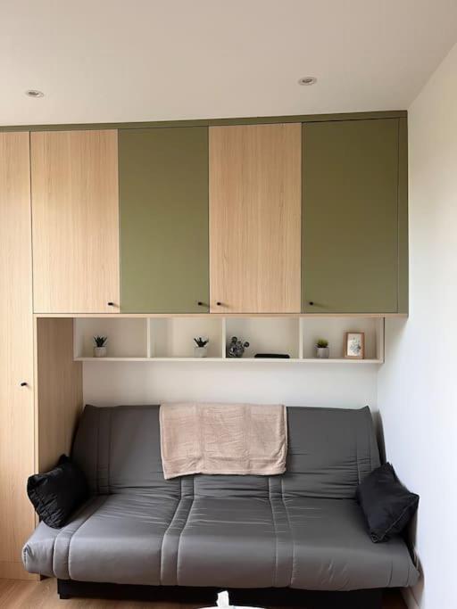 Studio Melun Peaceful Area 5 Min To Train Station Exterior foto
