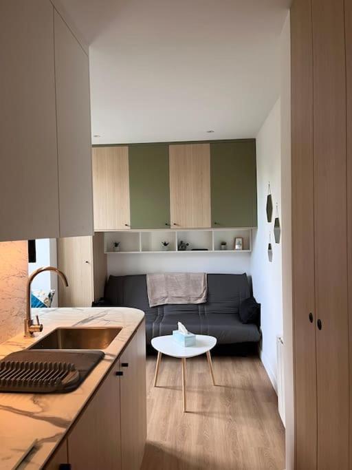 Studio Melun Peaceful Area 5 Min To Train Station Exterior foto