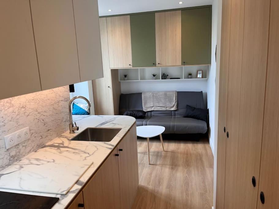 Studio Melun Peaceful Area 5 Min To Train Station Exterior foto